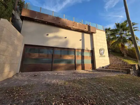 Casa en Venta en Lujan De Cuyo, USD 450.000