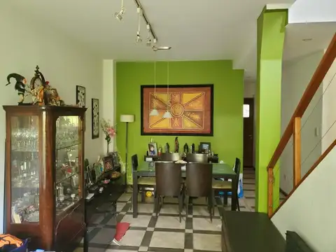 Depto Tipo Casa en Venta en Villa del Parque, USD 320.000