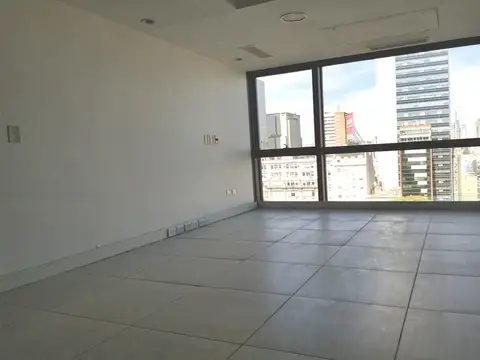 Oficina 3 ambientes con 3 baños