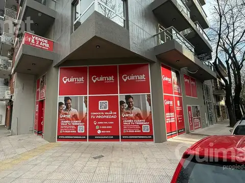 141m2 Local en Villa Urquiza Congreso Esquina Alvarez Thomas.