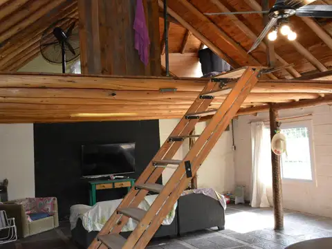 Casa 2 ambientes con 1 baño