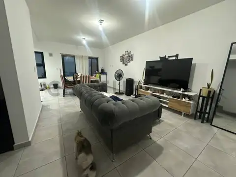 Departamento en Venta en Villa Gobernador Udaondo, USD 105.000