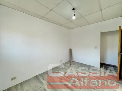 Depto Tipo Casa 2 ambientes con 1 baño