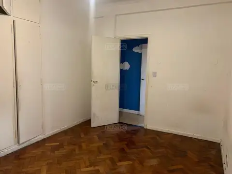 Depto Tipo Casa en Venta 50 años