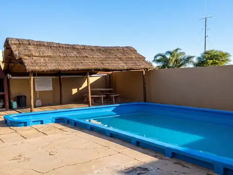 Departamento En Venta De 2 Dormitorios Con Pileta A 150 Metros De La Costanera – Barrio Santa Rita