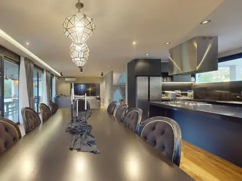 CASA EN VENTA MIRALAGOS