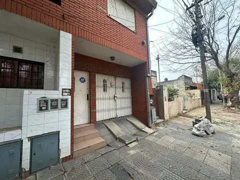 Alquiler Dpto 1er Piso Con Cochera