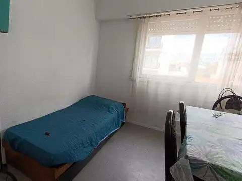 Departamento dos ambientes en alquiler permanente.