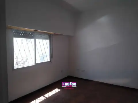 Depto Tipo Casa en Alquiler en San Justo, $ 500.000