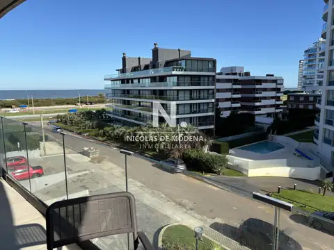 Apartamento de 1 dormitorio a estrenar a pasos de playa brava