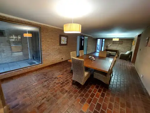 Casa en venta, barrio Villa Luisa