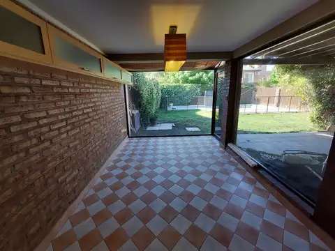 Casa en venta, barrio Villa Luisa
