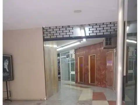 Local en galeria Av. Corrientes al 1100 -Sup.16 m2