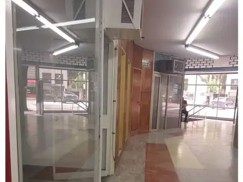 Local en Alquiler 52 años
