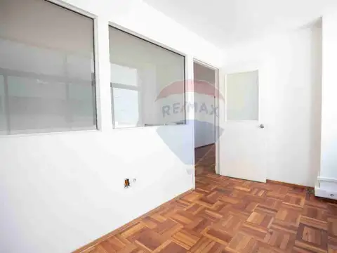 Oficina en Venta 43 años