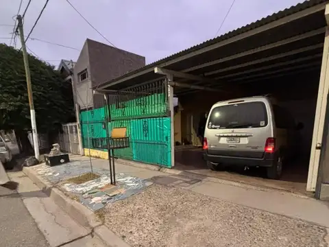 CASA EN VENTA 2 DORMITORIOS - ZONA OESTE DE NEUQUÉN