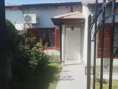 Casa en Venta en Villa Regina, USD 110.000