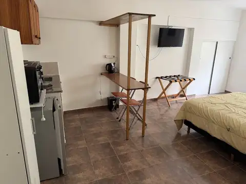 Depto Tipo Casa en Alquiler de Monoambiente