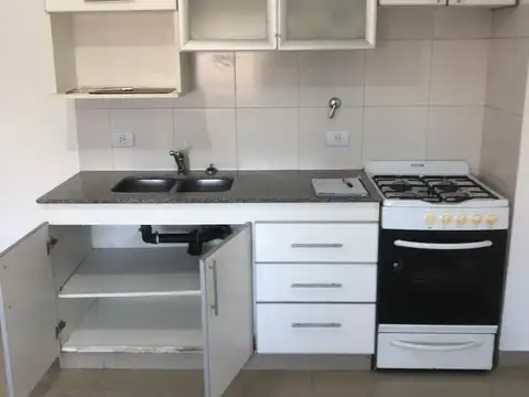 Departamento en Alquiler en Avellaneda, $ 350.000
