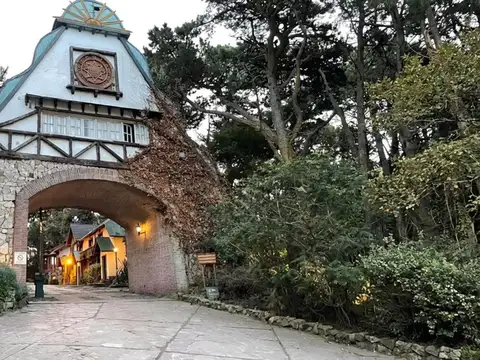 COMPLEJO DE CABAÑAS EN VENTA EN CARILÓ AMENITIES