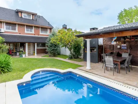 Casa 6 amb c/jardin en Olivos Golf, ACEPTA PERMUTA