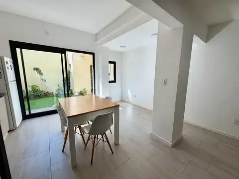 Casa en Venta en Alberdi, USD 75.000