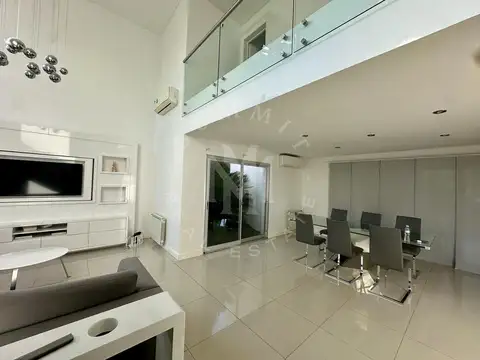 Casa en Alquiler en Fincas de Hudson, USD 4.000