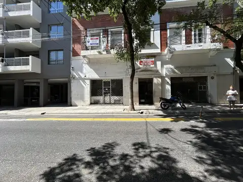 Depto Tipo Casa en Venta 60 años