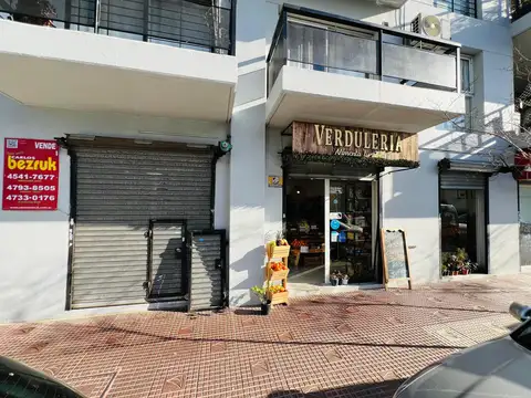 Local en venta, en Victoria.