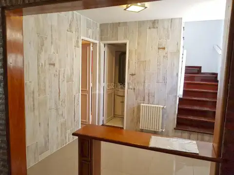Casa en Alquiler de 4 dormitorios