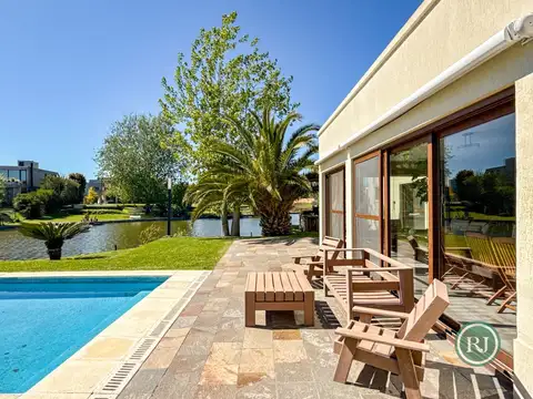 Casa en Venta al Noreste
