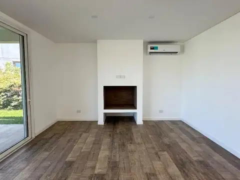 Casa 5 ambientes con 4 baños