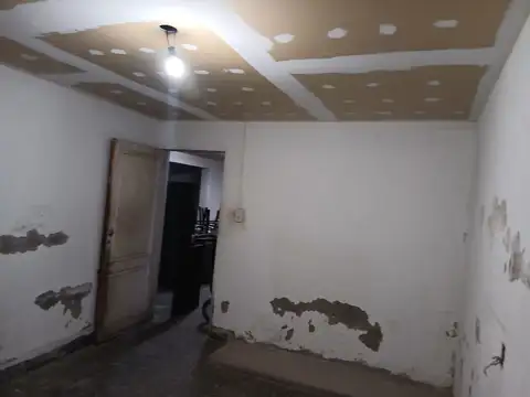Venta casa interna Maipú- 3 ambientes