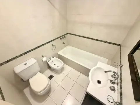 Departamento en Alquiler con 2 cocheras