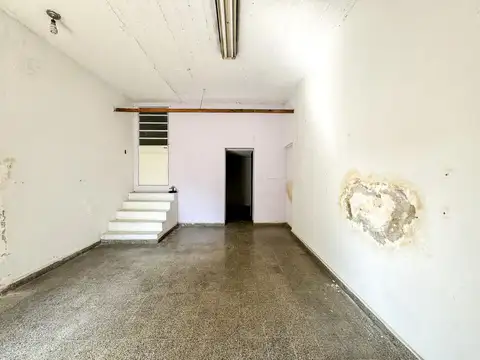 Local en Venta 40 años