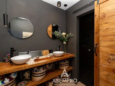 Depto Tipo Casa en Venta de 6 ambientes