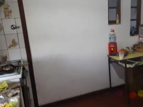 Departamento en venta - 2 dormitorios 1 baño - 50mts2 - Berisso