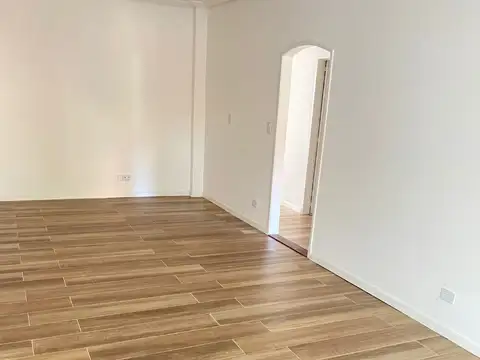 Casa en Alquiler con 1 cochera
