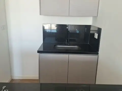 Departamento en Alquiler con 1 cocheras
