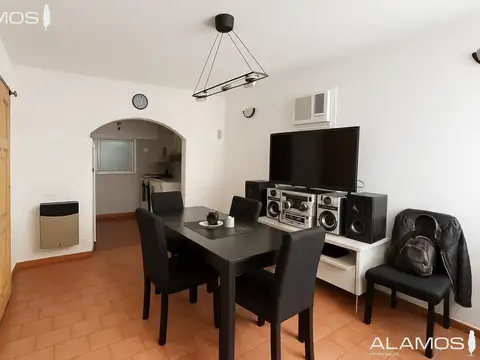 VENTA PH 3 AMBIENTES EN LOMAS DEL MIRADOR CON EXCELENTE TERRAZA