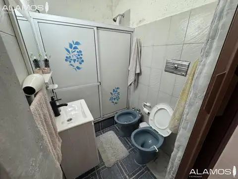 Depto Tipo Casa en Venta con 1 cocheras