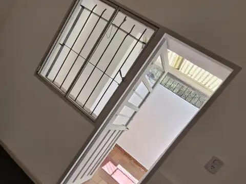 Dueño vende PH 2 amb reciclado con patio - Apto credito - sin expensas