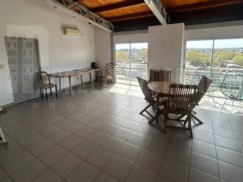 Departamento en Venta con 2 cocheras