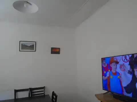 Casa 7 ambientes con 1 baño