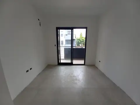 Departamento en Venta en Villa Adelina, USD 89.000