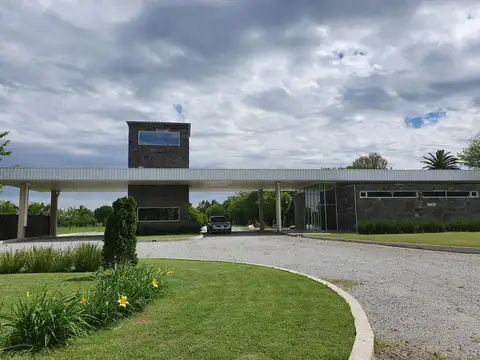 Terreno en Venta en Longchamps, USD 45.000