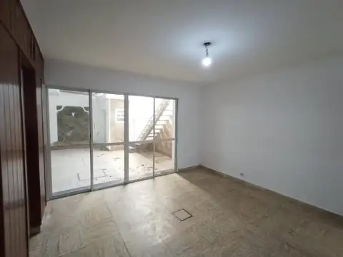 Depto Tipo Casa en Venta 95 años