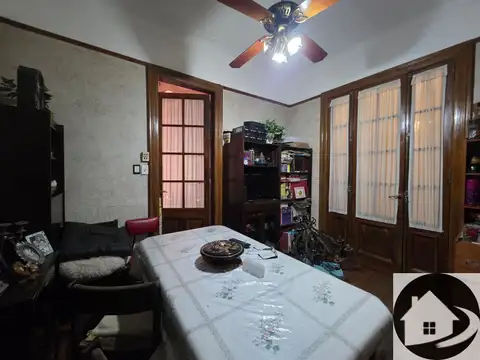 Depto Tipo Casa 5 ambientes con 1 baño