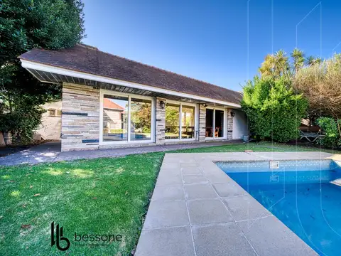 Casa en Venta en Los Troncos, USD 490.000