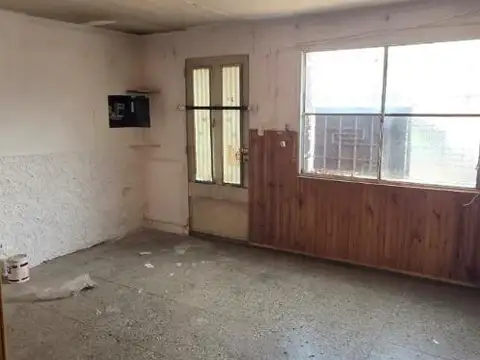 GALPÓN CON PLAYA EN CALLE BAHIA BLANCA - LAS HERAS